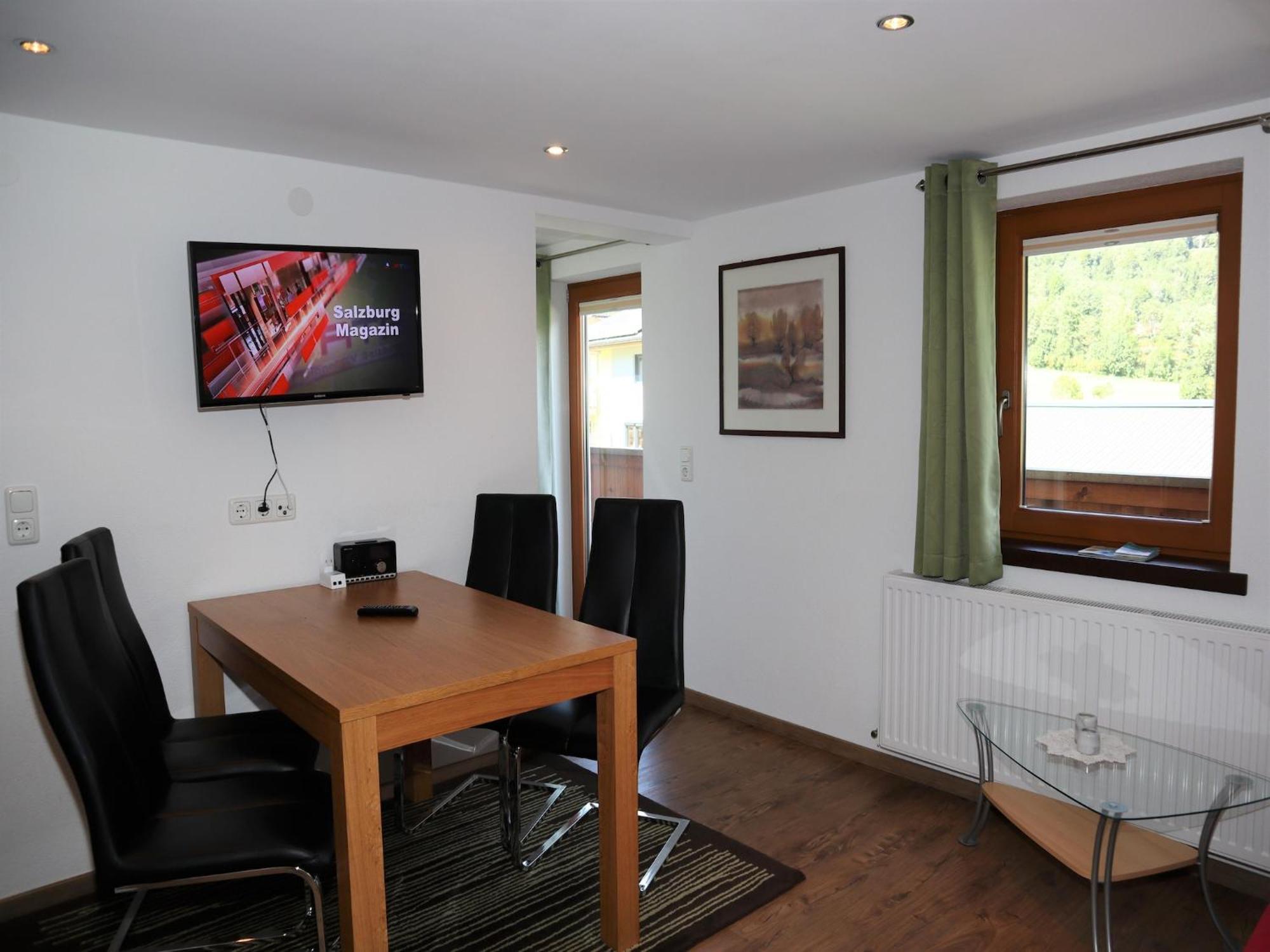 Flat In Krimml With A Balcony Apartment Bagian luar foto